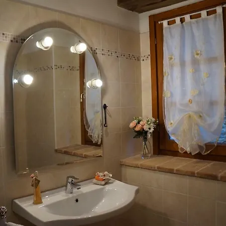 Kır Evi Frigino Molino Abbadia